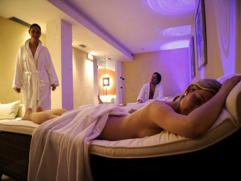 Hotel Arnika ปอซซาดิฟัซซา ภายนอก รูปภาพ